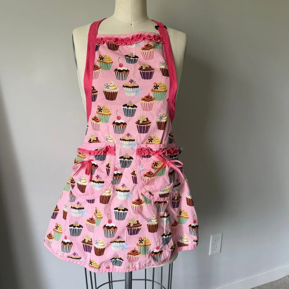 Apron Elegance Pink Cupcake Ruffle Bib Apron 100% Cotton Pockets Retro Feminine
